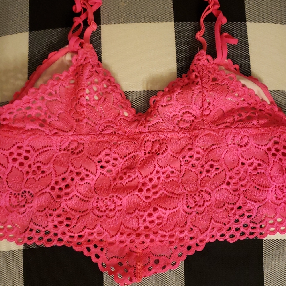 Bra - Picture 2 of 3